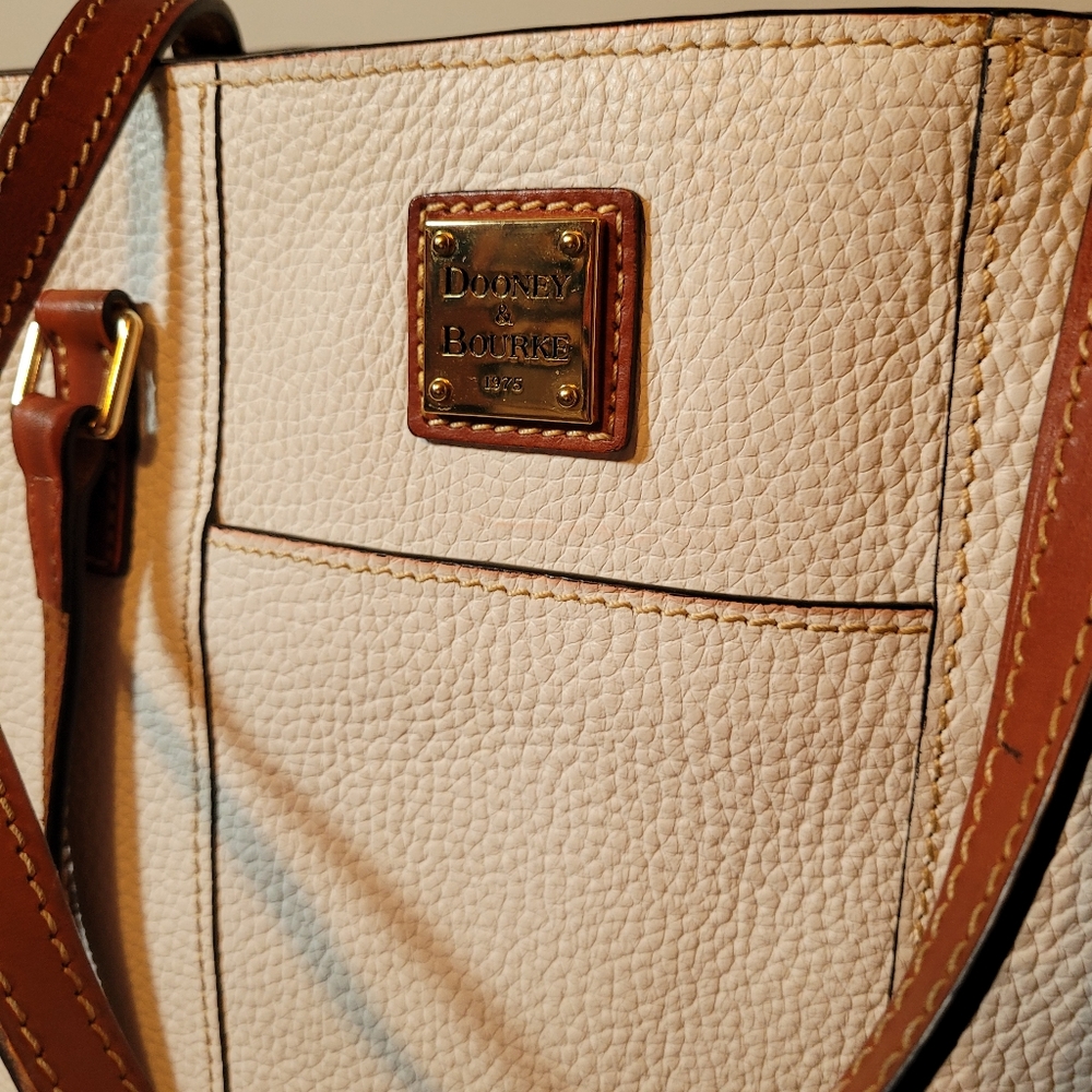 Dooney & Bourke - Picture 12 of 14